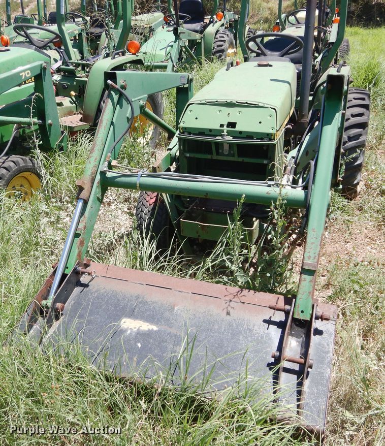 image for item HV9247 John Deere 770  tractor