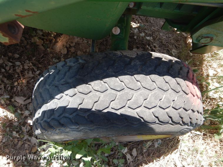 image for item HV9247 John Deere 770  tractor