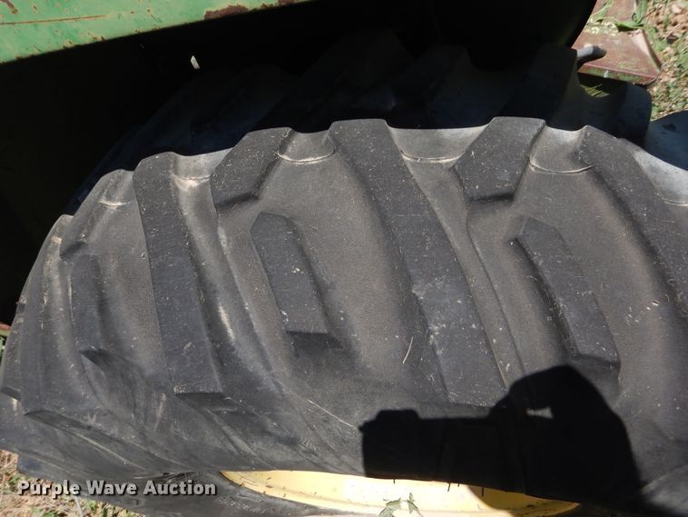 image for item HV9247 John Deere 770  tractor