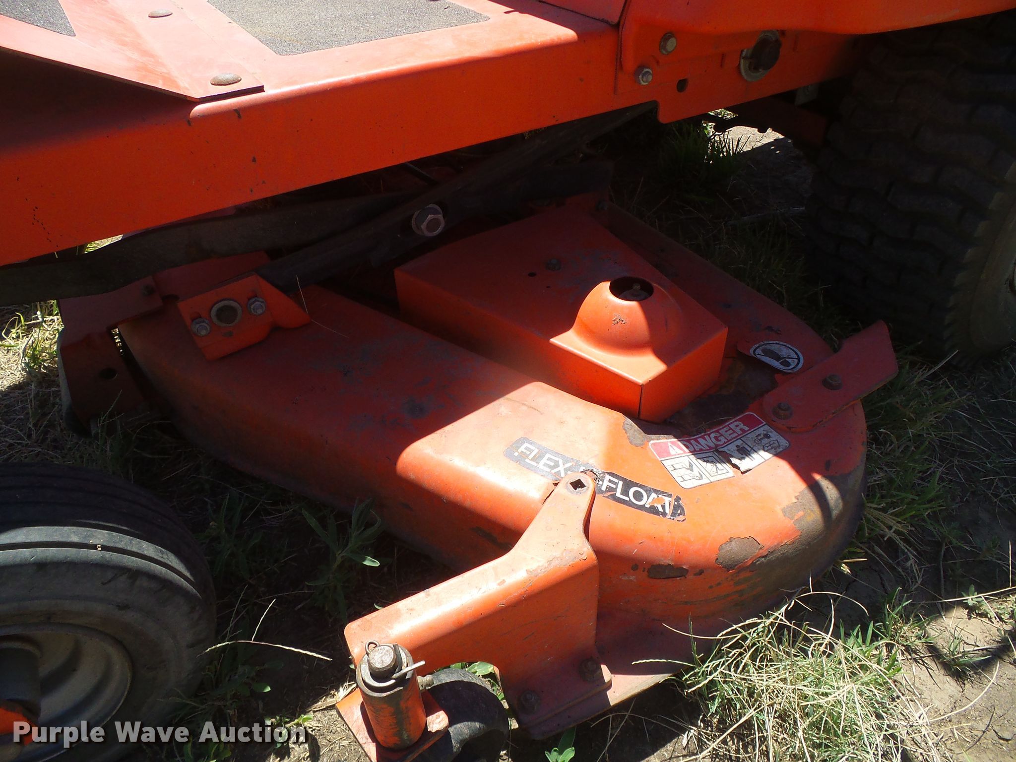 Ariens EZR 1648 ZTR lawn mower in Sublette, KS Item DH4995 sold