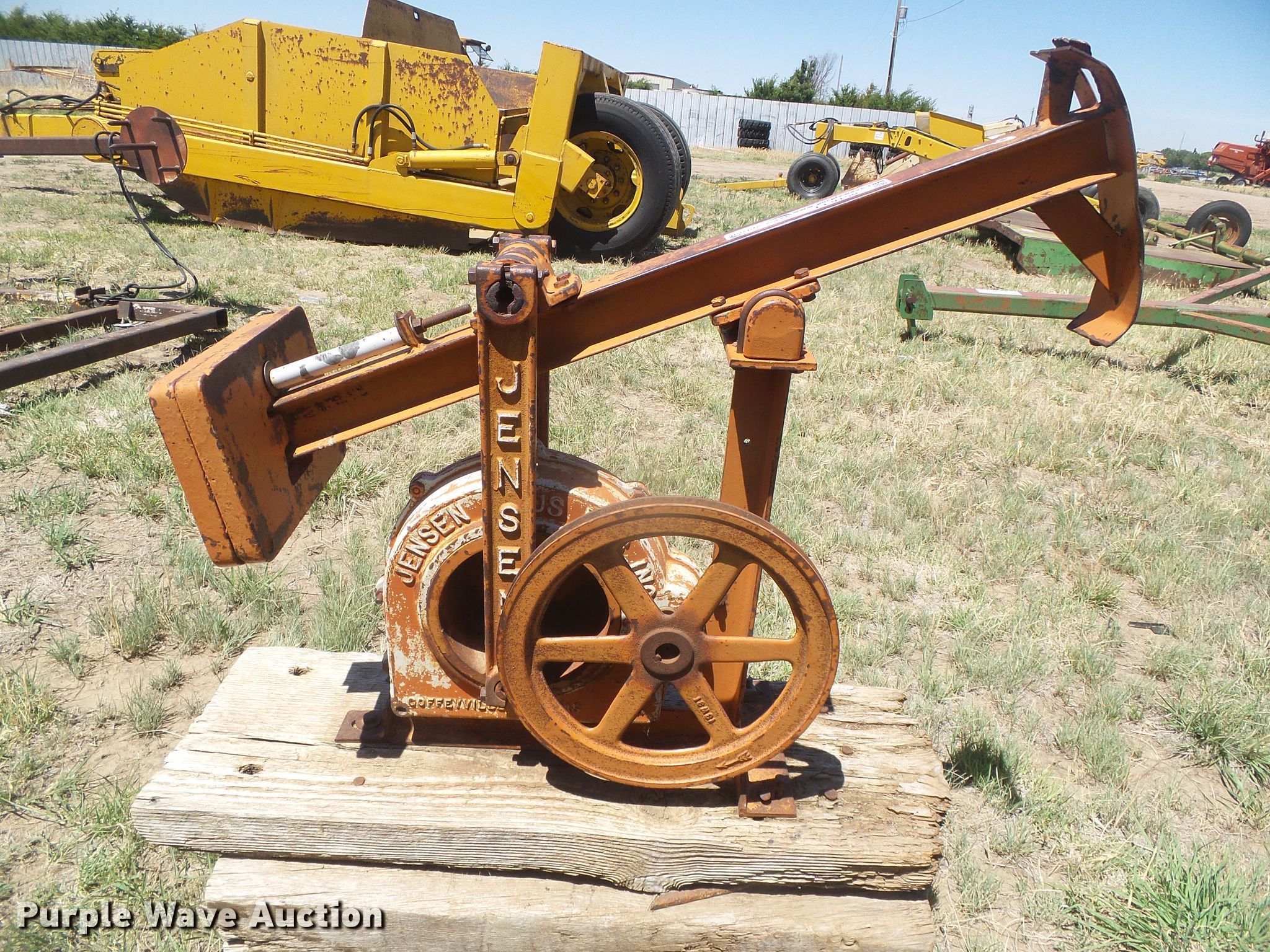 (2) Jensen pump jacks in Sublette, KS Item EL9158 sold Purple Wave