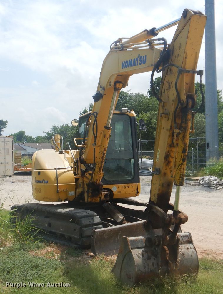 image for item DG8681 2009 Komatsu PC88MR-8  mini excavator