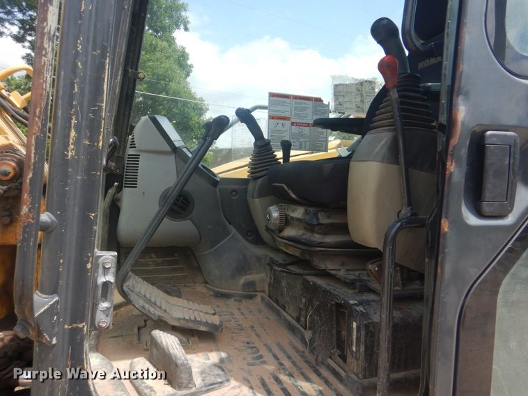 image for item DG8681 2009 Komatsu PC88MR-8  mini excavator