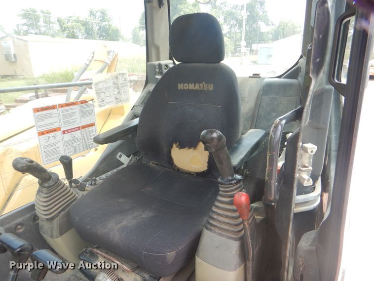 image for item DG8681 2009 Komatsu PC88MR-8  mini excavator