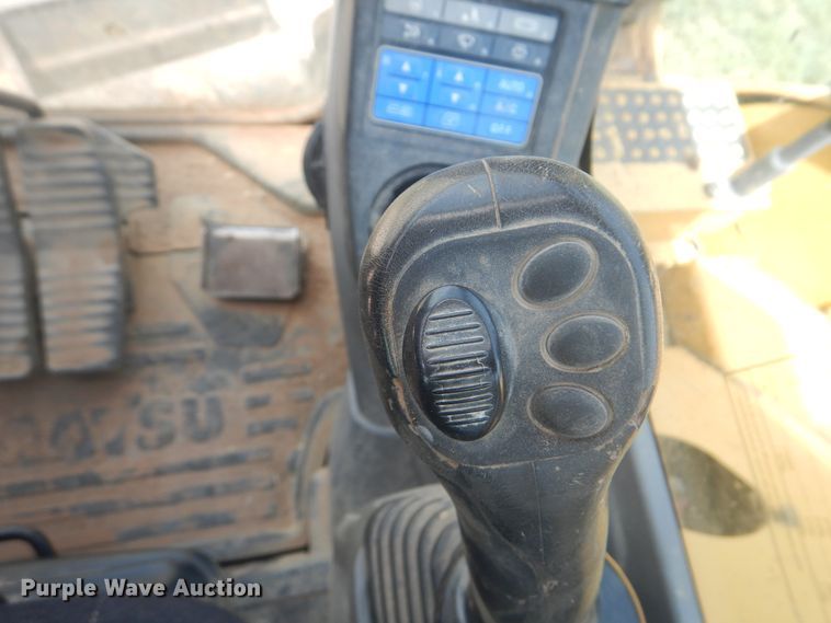 image for item DG8681 2009 Komatsu PC88MR-8  mini excavator