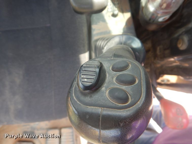 image for item DG8681 2009 Komatsu PC88MR-8  mini excavator