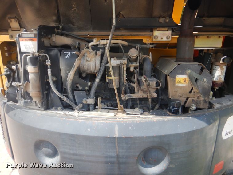 image for item DG8681 2009 Komatsu PC88MR-8  mini excavator