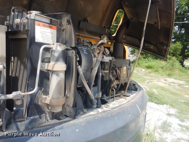 image for item DG8681 2009 Komatsu PC88MR-8  mini excavator