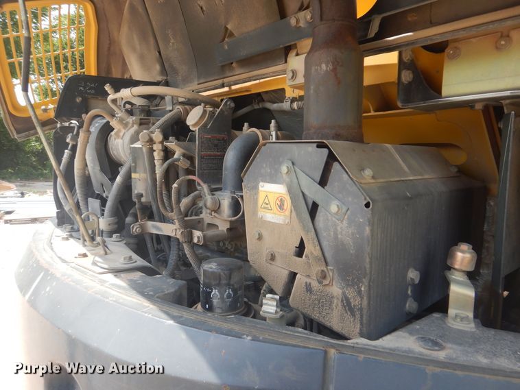 image for item DG8681 2009 Komatsu PC88MR-8  mini excavator