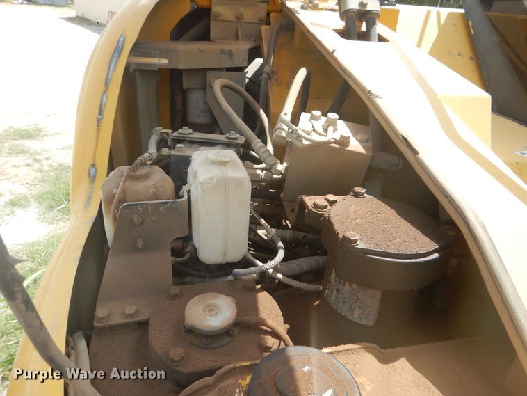 image for item DG8681 2009 Komatsu PC88MR-8  mini excavator