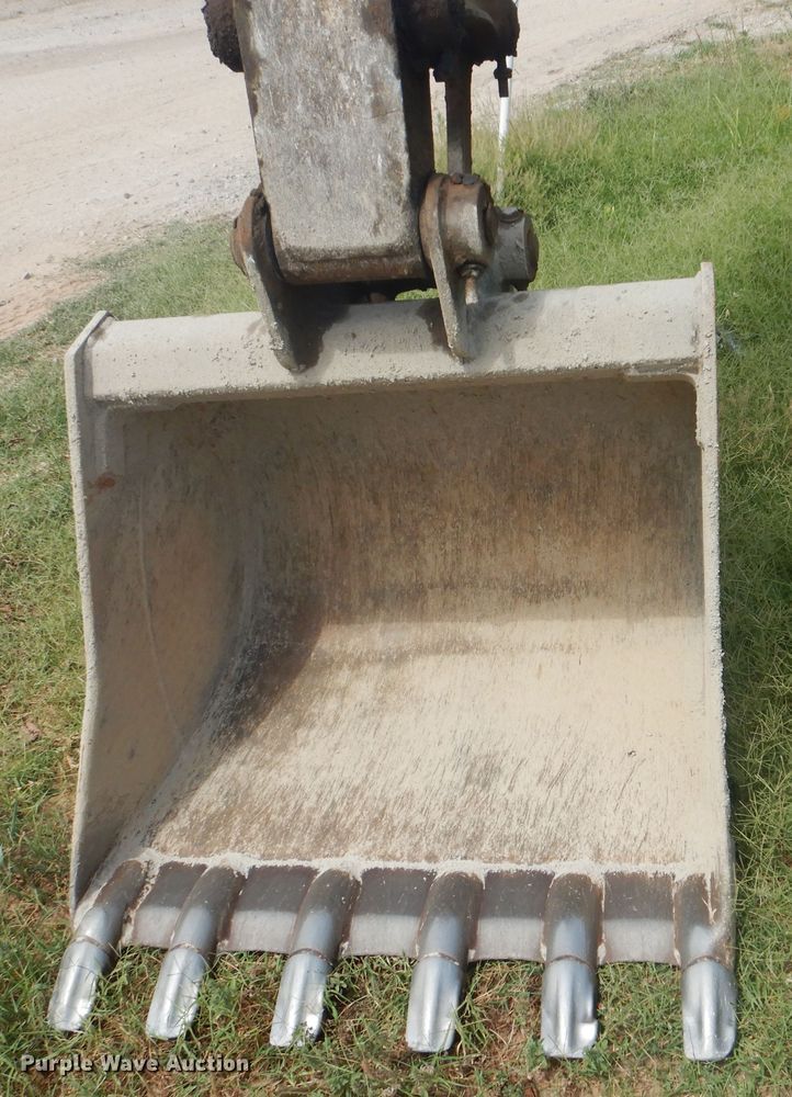 image for item DG8681 2009 Komatsu PC88MR-8  mini excavator