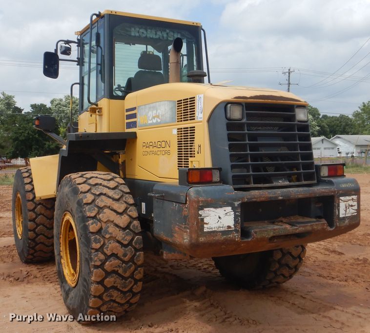 image for item DG8682 2004 Komatsu WA250-5  wheel loader
