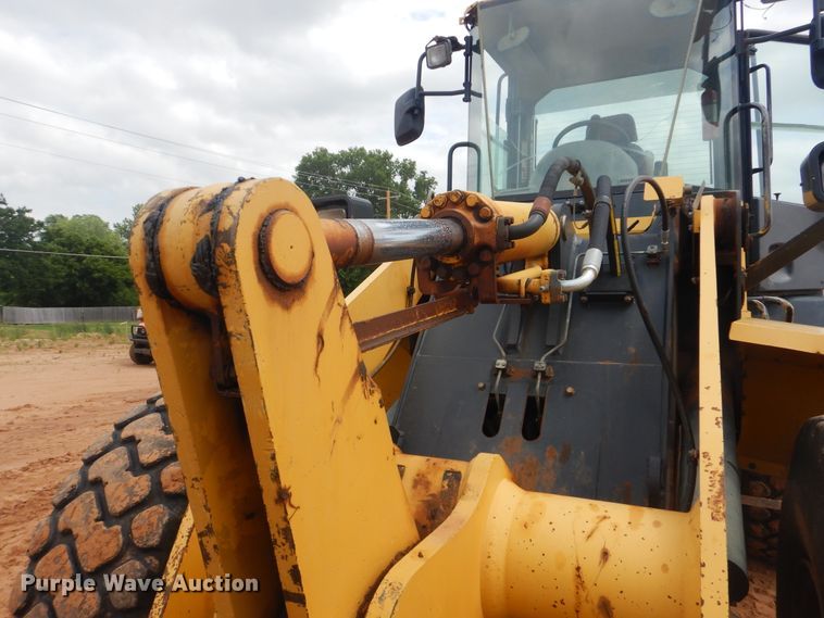 image for item DG8682 2004 Komatsu WA250-5  wheel loader