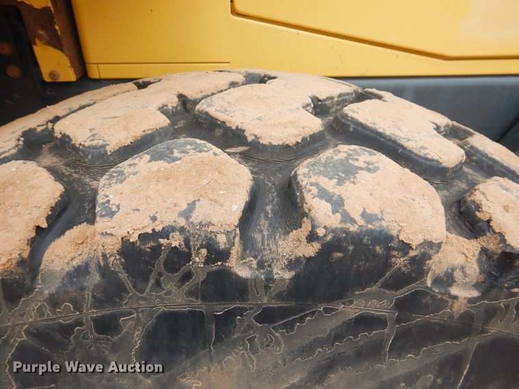 image for item DG8682 2004 Komatsu WA250-5  wheel loader