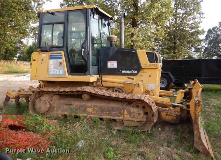 image for item DG8721 2005 Komatsu D37EX  dozer