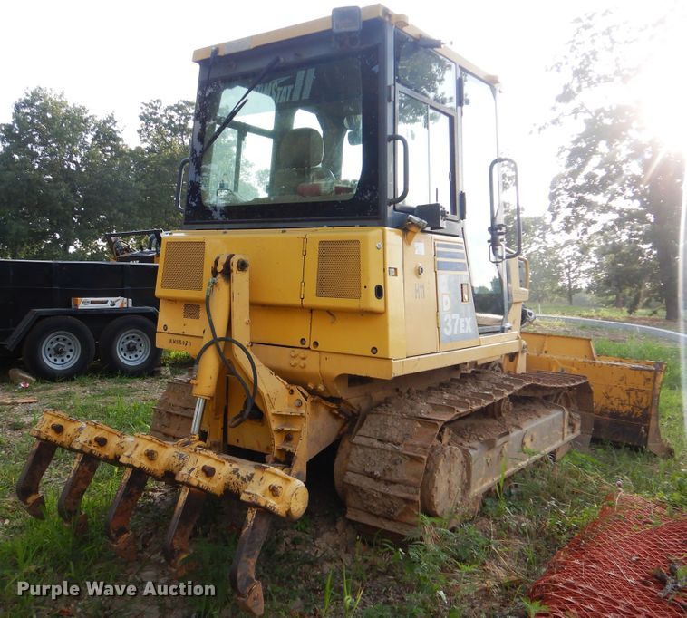 image for item DG8721 2005 Komatsu D37EX  dozer