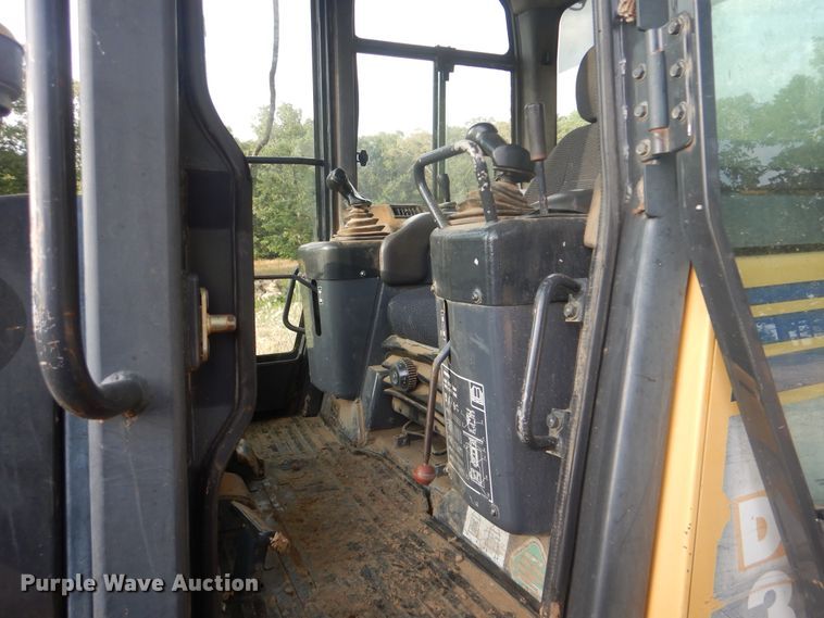 image for item DG8721 2005 Komatsu D37EX  dozer