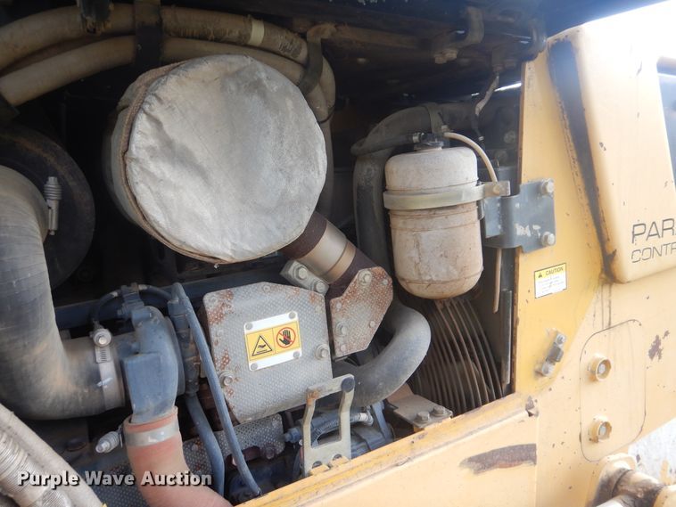 image for item DG8721 2005 Komatsu D37EX  dozer