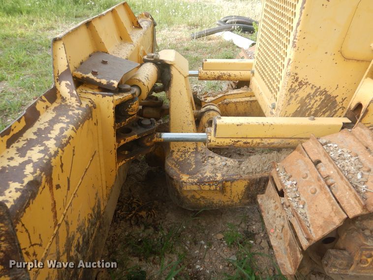 image for item DG8721 2005 Komatsu D37EX  dozer