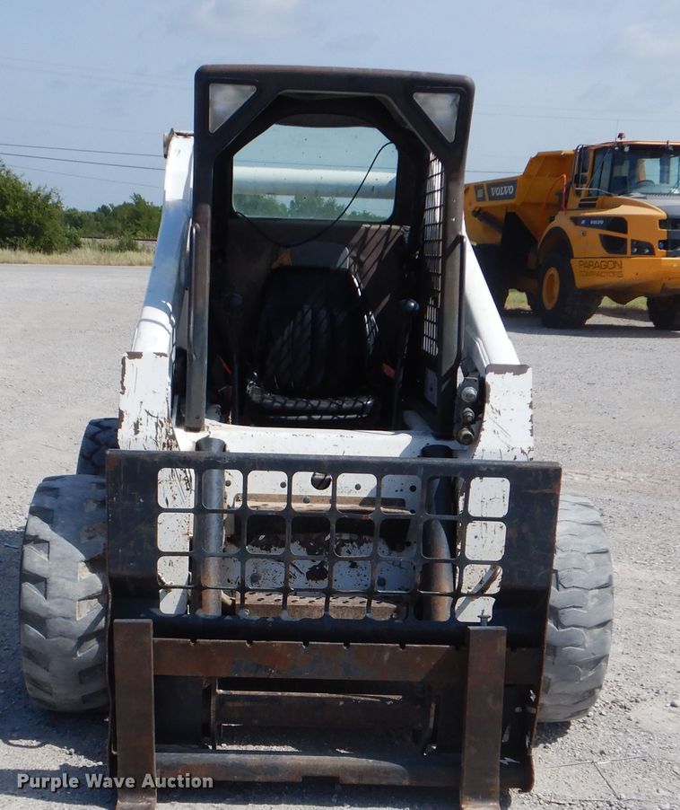 image for item DG8726 Bobcat S250  skid steer loader