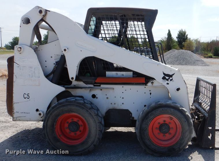 image for item DG8726 Bobcat S250  skid steer loader