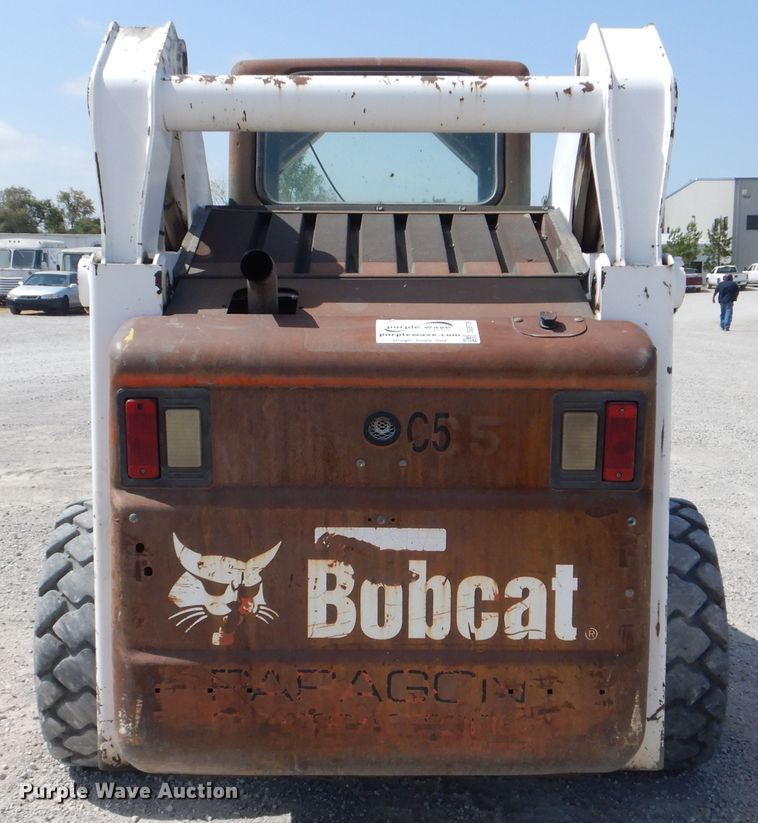 image for item DG8726 Bobcat S250  skid steer loader