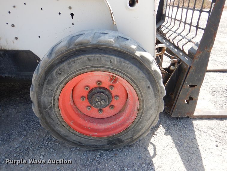 image for item DG8726 Bobcat S250  skid steer loader