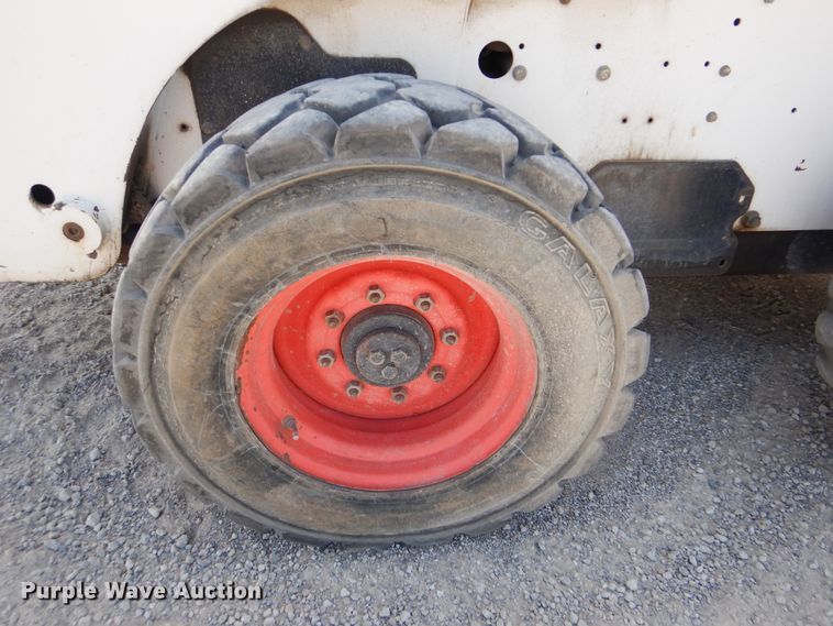 image for item DG8726 Bobcat S250  skid steer loader