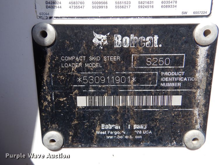 image for item DG8726 Bobcat S250  skid steer loader