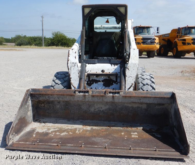 image for item DG8727 2005 Bobcat S250  skid steer loader
