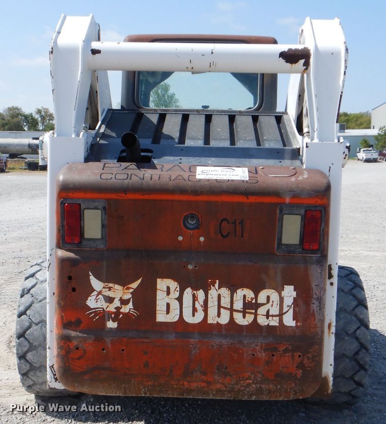 image for item DG8727 2005 Bobcat S250  skid steer loader