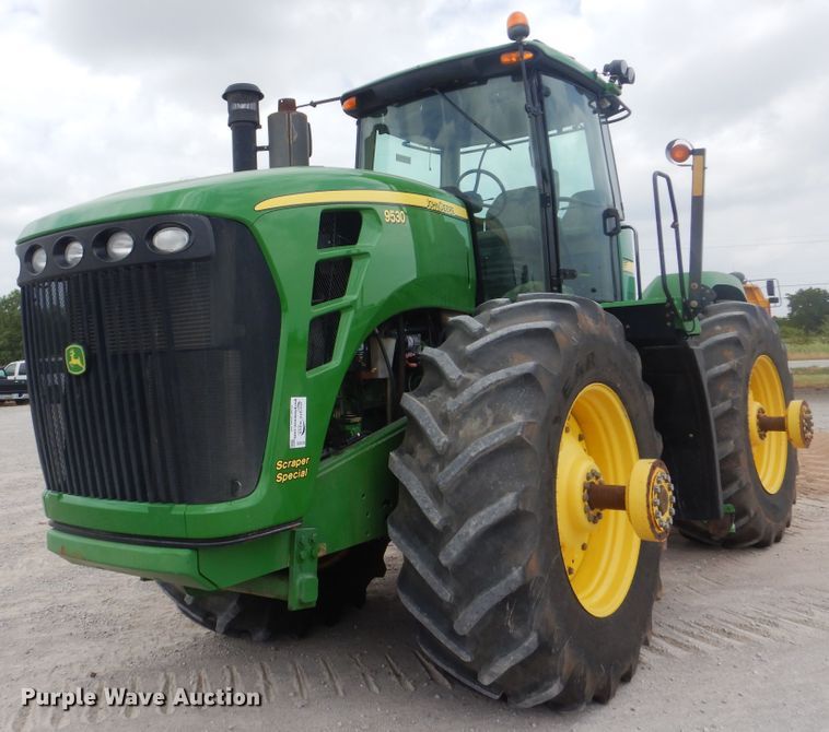 image for item DG8728 2009 John Deere 9530  Scraper Special 4WD tractor