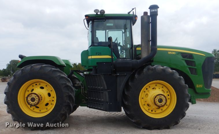 image for item DG8728 2009 John Deere 9530  Scraper Special 4WD tractor