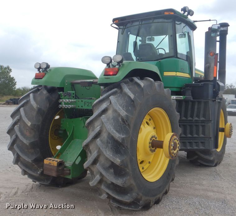 image for item DG8728 2009 John Deere 9530  Scraper Special 4WD tractor