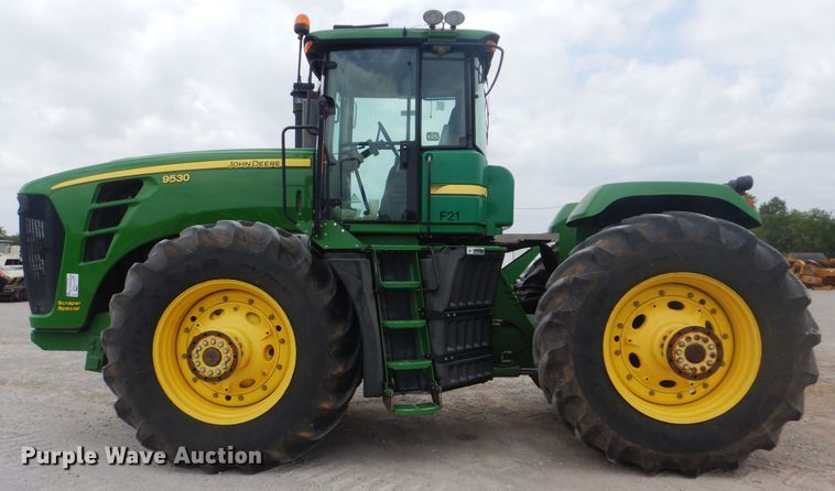 image for item DG8728 2009 John Deere 9530  Scraper Special 4WD tractor
