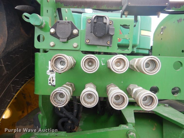 image for item DG8728 2009 John Deere 9530  Scraper Special 4WD tractor