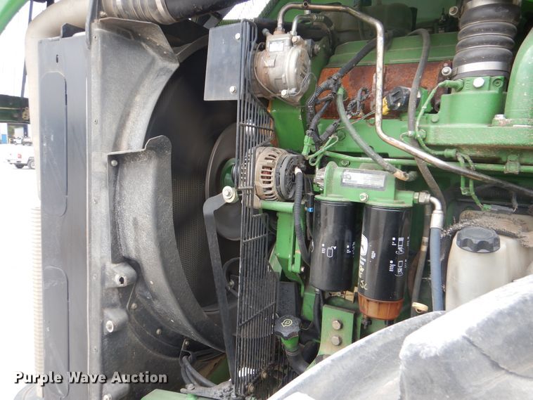 image for item DG8728 2009 John Deere 9530  Scraper Special 4WD tractor