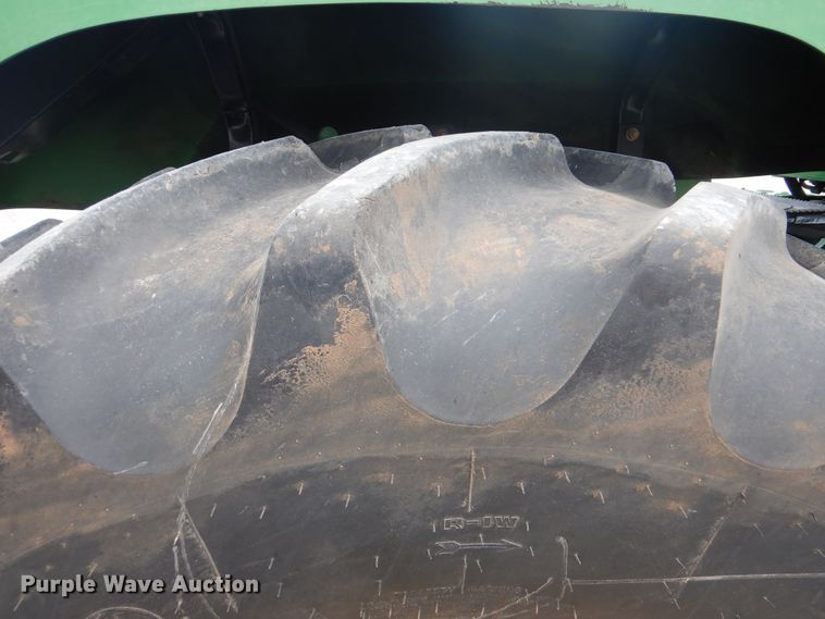 image for item DG8728 2009 John Deere 9530  Scraper Special 4WD tractor