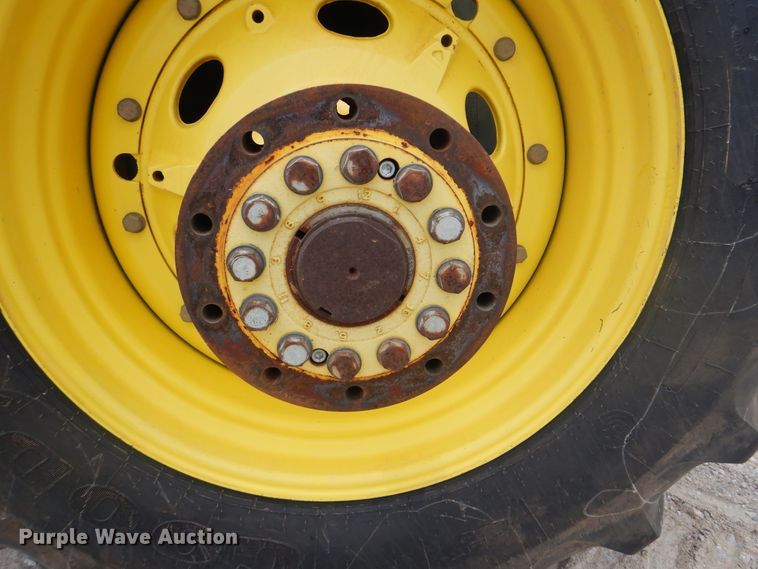 image for item DG8728 2009 John Deere 9530  Scraper Special 4WD tractor