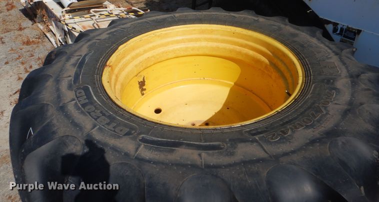 image for item DG8728 2009 John Deere 9530  Scraper Special 4WD tractor