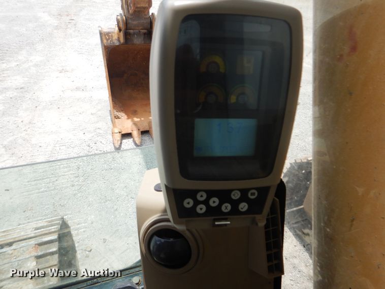 image for item DG8730 2005 Caterpillar 320CL  excavator