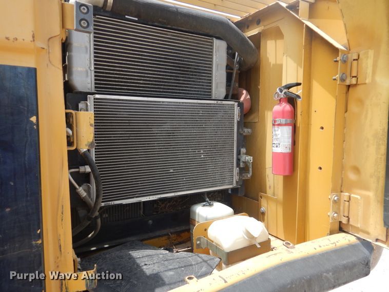 image for item DG8730 2005 Caterpillar 320CL  excavator