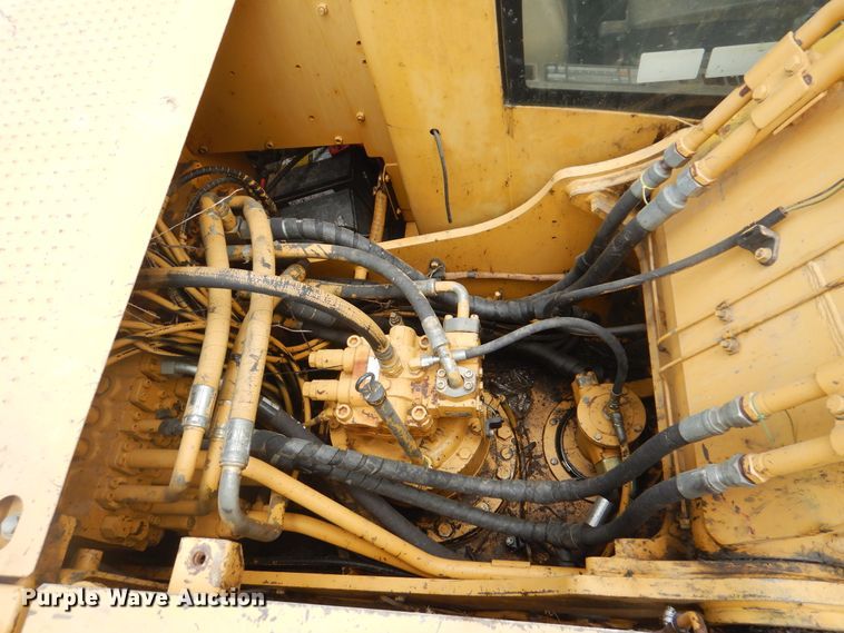 image for item DG8730 2005 Caterpillar 320CL  excavator