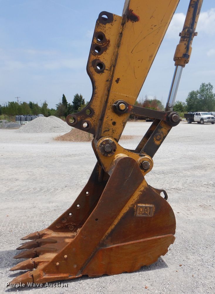 image for item DG8730 2005 Caterpillar 320CL  excavator