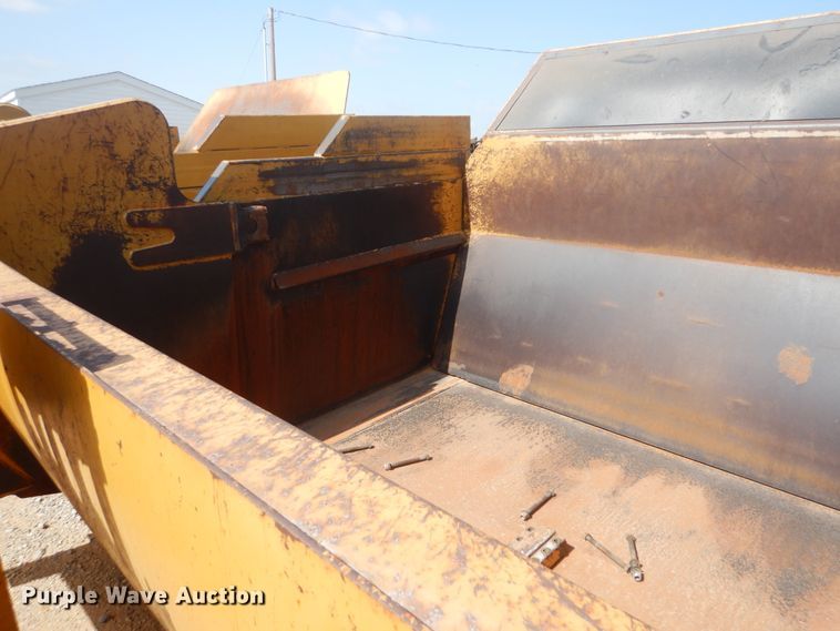 image for item DG8733 2004 Eject Systems SC-17-U-Brakes scraper