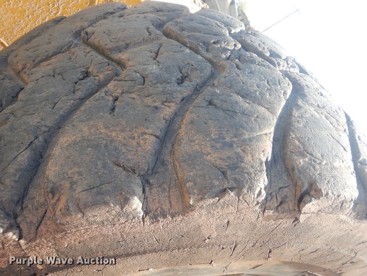 image for item DG8733 2004 Eject Systems SC-17-U-Brakes scraper