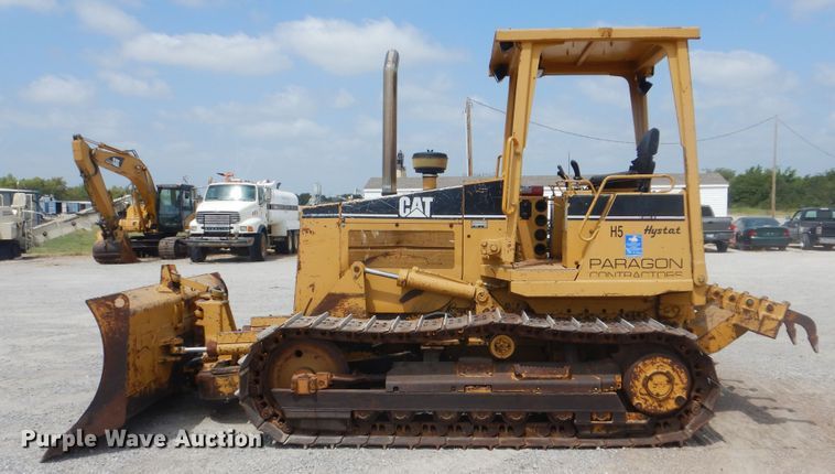 image for item DG8734 1999 Caterpillar D5C XL  Series III dozer