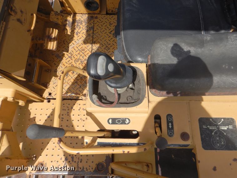 image for item DG8734 1999 Caterpillar D5C XL  Series III dozer