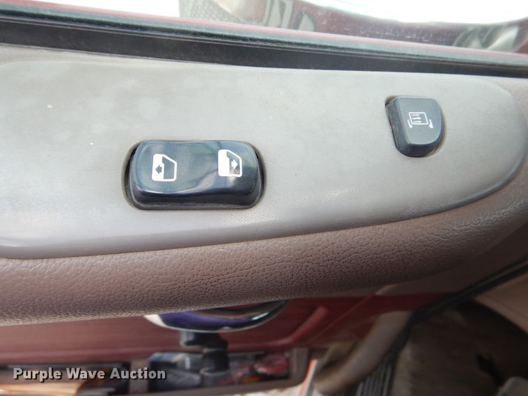 image for item DG8735 2008 Peterbilt 388  semi truck