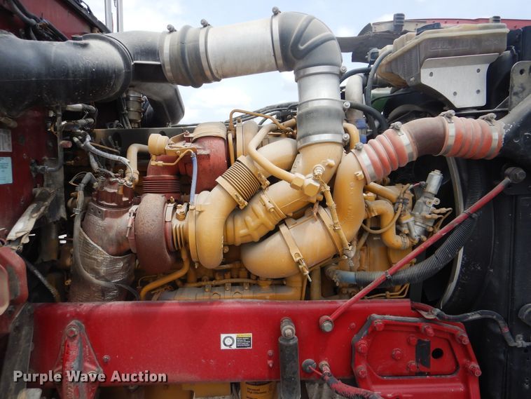 image for item DG8735 2008 Peterbilt 388  semi truck